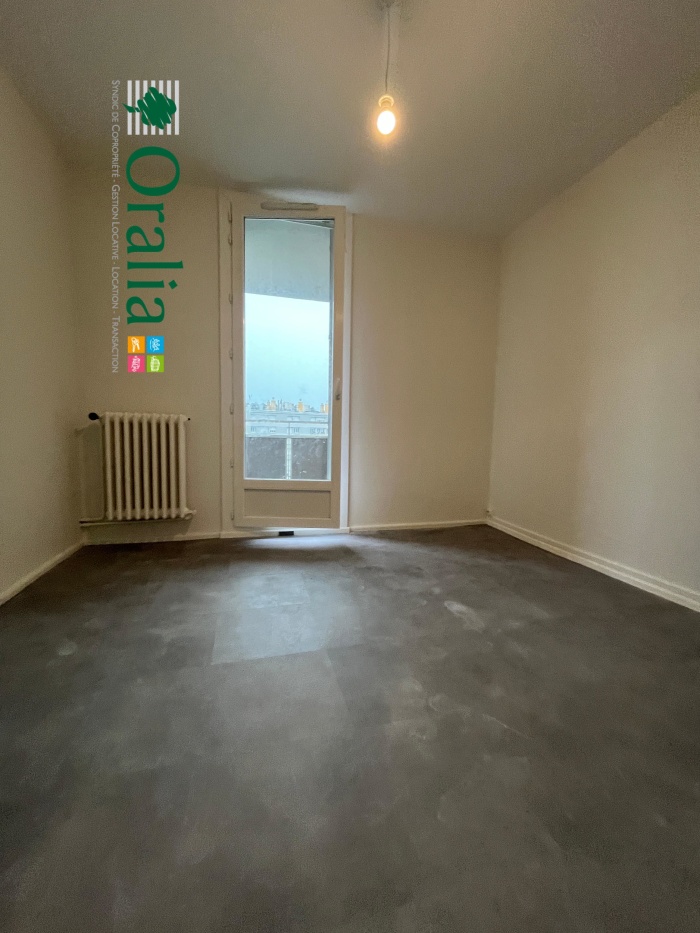 Image 5 sur 10 - Appartement  ·  Location · La Mulatiere (69350) · 3 pièces · 64m²