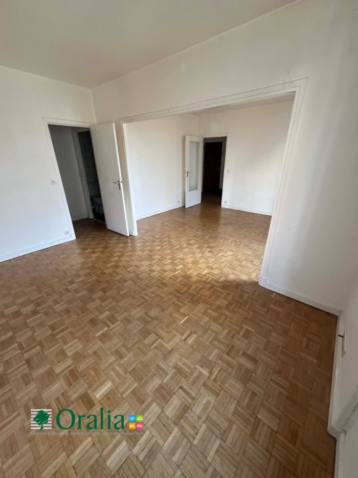 Image 5 sur 13 - Appartement  ·  Location · Paris (75004) · 2 pièces · 45m²