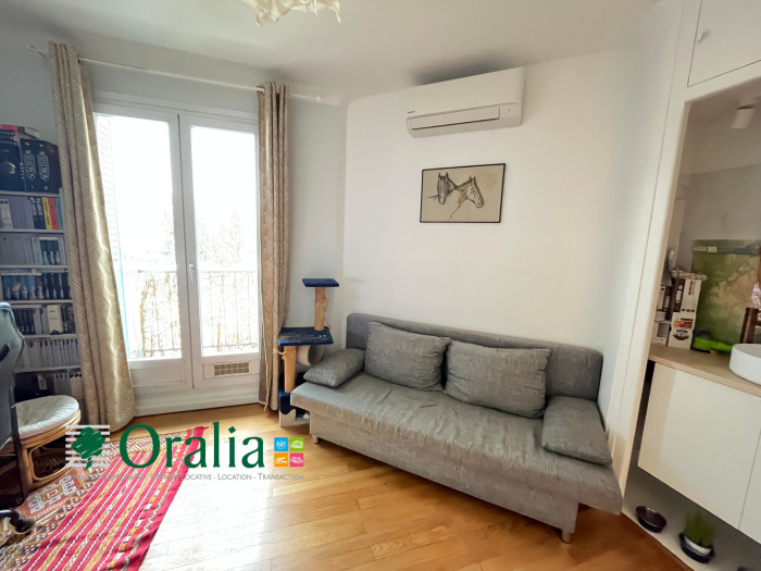 Image 18 sur 20 - Appartement  ·  Location · Grenoble (38000) · 6 pièces · 161m²