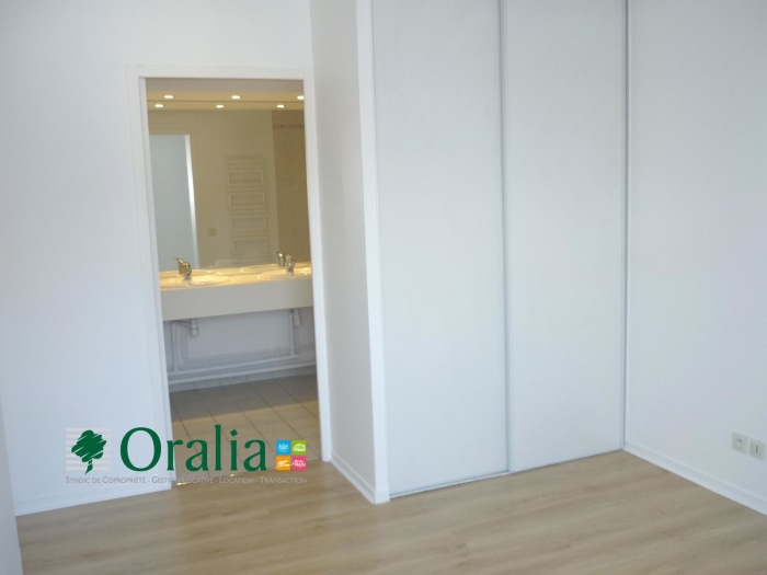 Image 6 sur 8 - Appartement  ·  Location · Grenoble (38000) · 2 pièces · 47m²