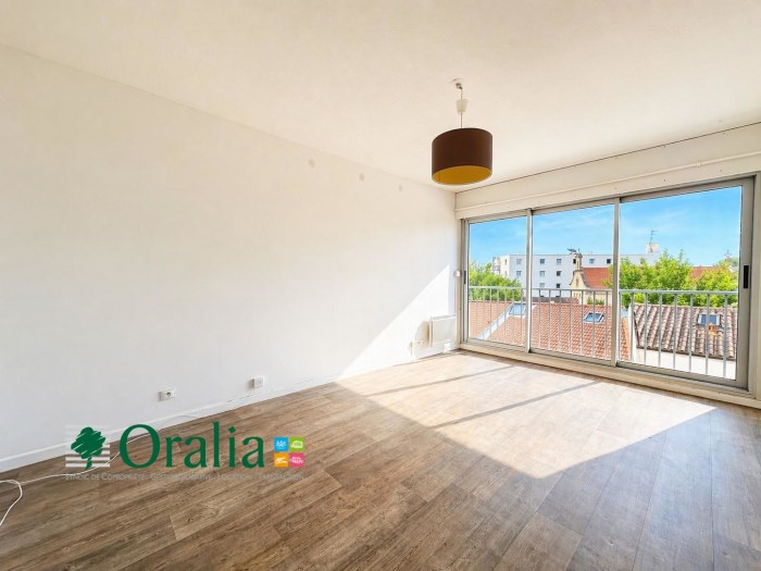 Image 1 sur 9 - Appartement  ·  Location · Bordeaux (33800) · 1 pièce · 25m²