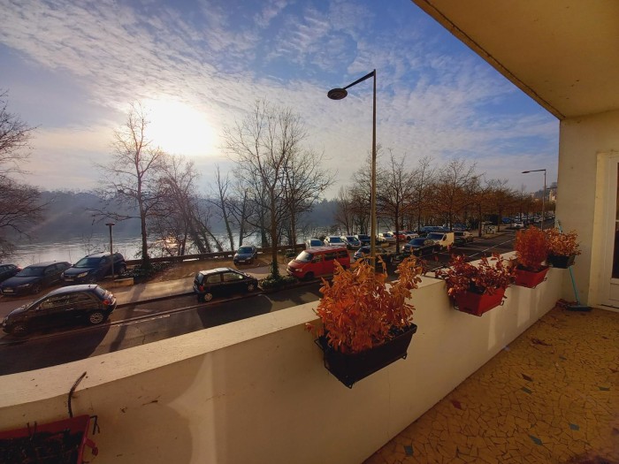 Image 1 sur 14 - Appartement  ·  Location · Caluire (69300) · 2 pièces · 63m²