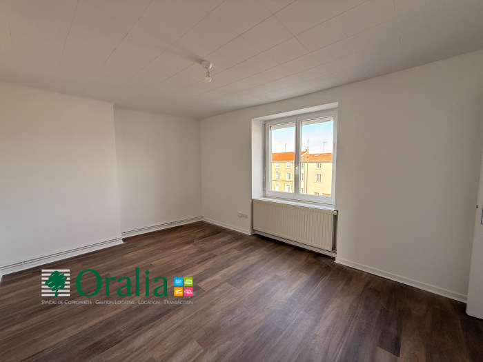 Image 5 sur 7 - Appartement  ·  Location · Panissieres (42360) · 3 pièces · 66m²