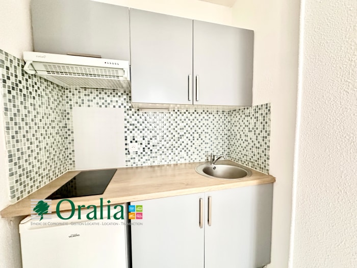 Image 4 sur 10 - Appartement  ·  Location · Bordeaux (33000) · 1 pièce · 23m²