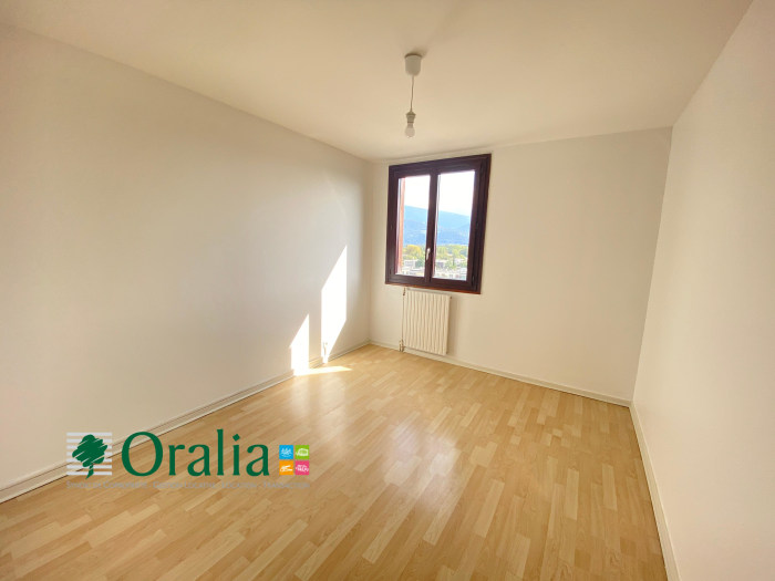 Image 5 sur 12 - Appartement  ·  Location · Meylan (38240) · 3 pièces · 77m²