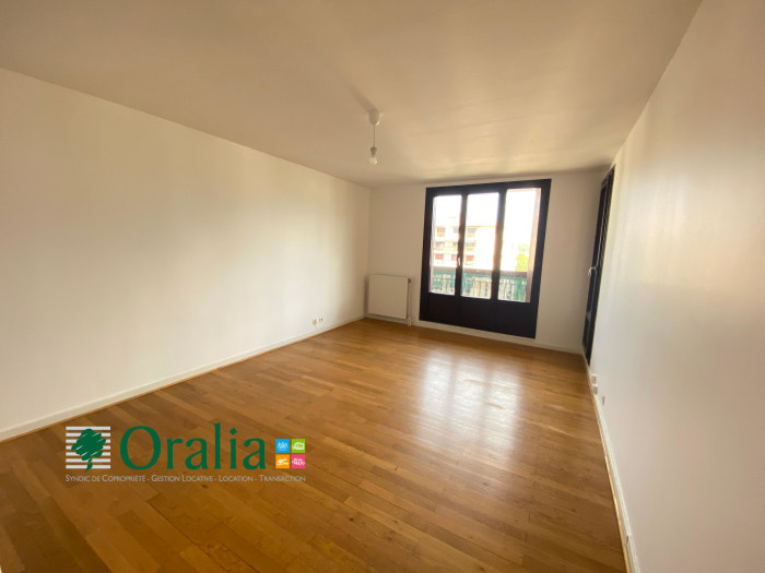 Image 4 sur 12 - Appartement  ·  Location · Meylan (38240) · 3 pièces · 77m²