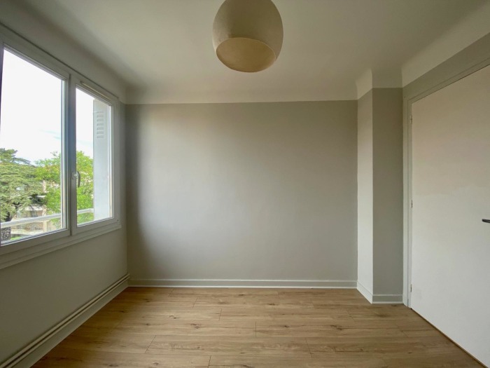 Image 7 sur 10 - Appartement  ·  Location · Villefranche Sur Saone (69400) · 4 pièces · 68m²
