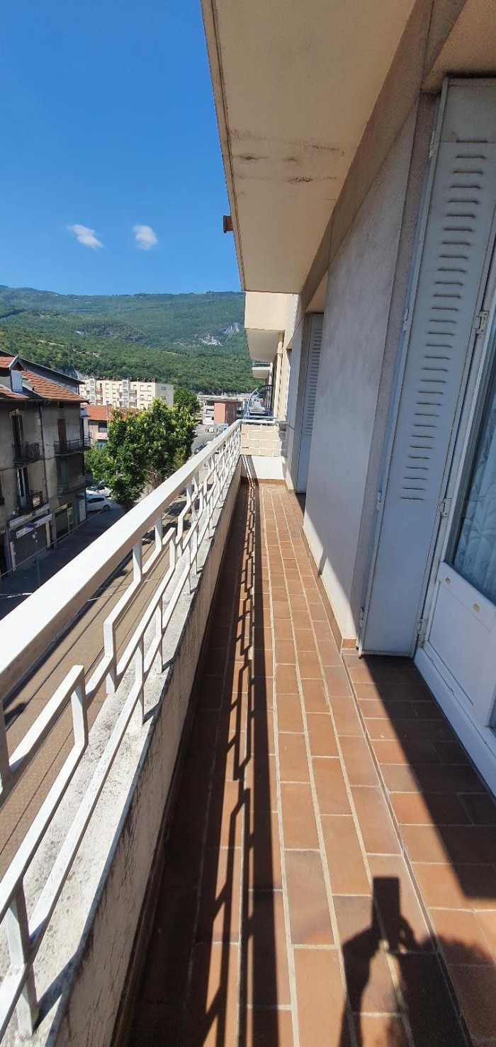 Image 6 sur 18 - Appartement  ·  Location · Fontaine (38600) · 4 pièces · 90m²