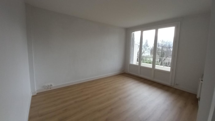 Image 2 sur 15 - Appartement  ·  Location · Meylan (38240) · 2 pièces · 40m²