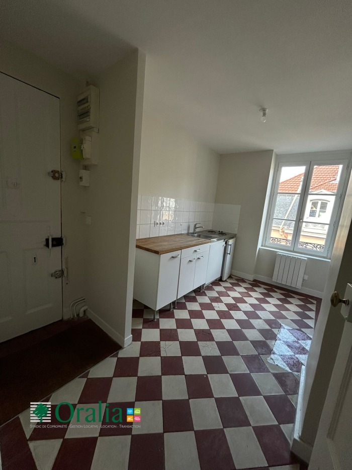Image 11 sur 13 - Appartement  ·  Location · Lyon (69002) · 1 pièce · 44m²