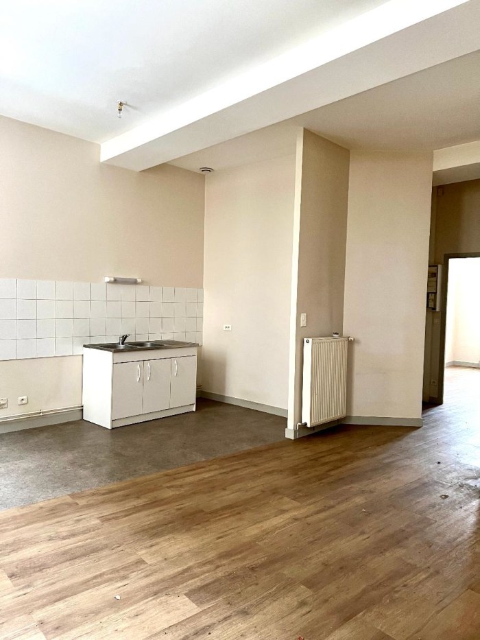 Image 2 sur 4 - Appartement  ·  Location · Tarare (69170) · 3 pièces · 60m²