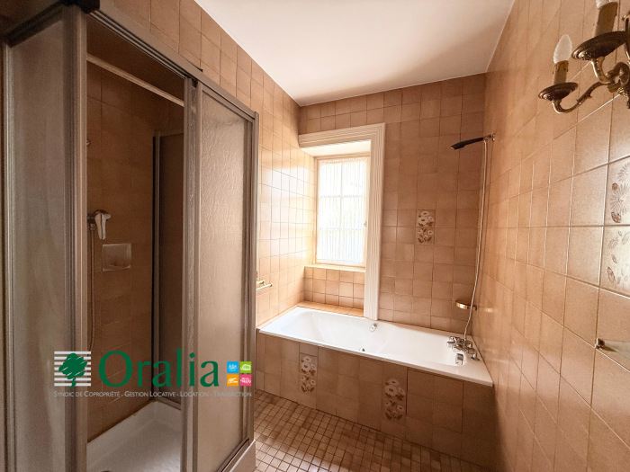 Image 11 sur 11 - Appartement  ·  Location · Tarare (69170) · 112m²