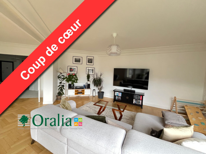 Image 1 sur 20 - Appartement  ·  Location · Grenoble (38000) · 6 pièces · 161m²