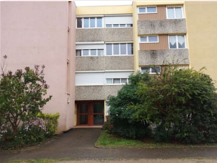 Image 6 sur 7 - Appartement  ·  Location · Bron (69500) · 3 pièces · 64m²