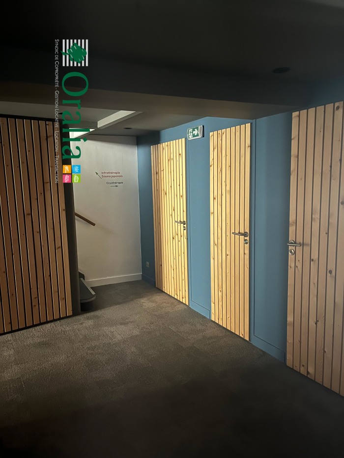 Image 4 sur 7 - Local commercial  ·  Location · Lyon (69003) · 148m²