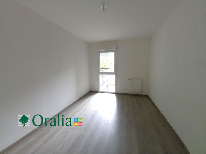Image 8 sur 13 - Appartement  ·  Location · Lyon (69008) · 3 pièces · 64m²