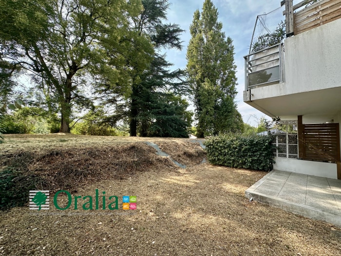 Image 8 sur 19 - Appartement  ·  Location · Artigues Pres Bordeaux (33370) · 3 pièces · 61m²