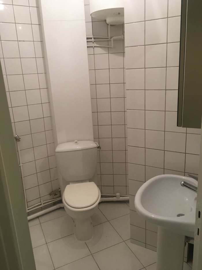 Image 6 sur 7 - Appartement  ·  Location · Paris (75011) · 1 pièce · 23m²