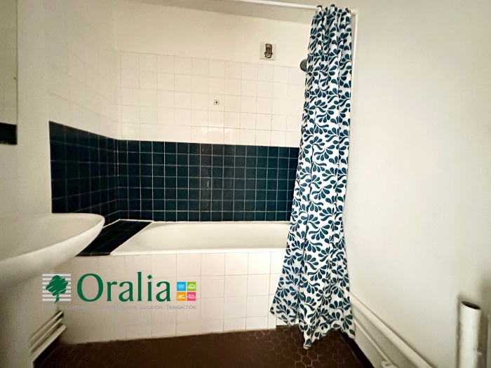 Image 7 sur 9 - Appartement  ·  Location · Bordeaux (33800) · 1 pièce · 25m²
