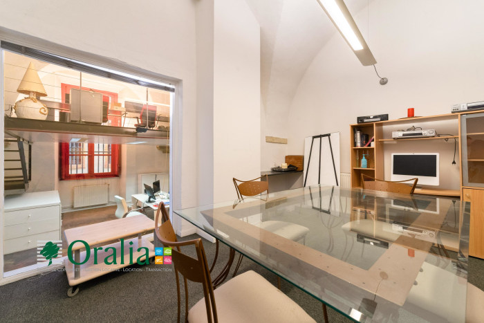 Image 12 sur 31 - Local commercial  ·  Location · Lyon (69001)
