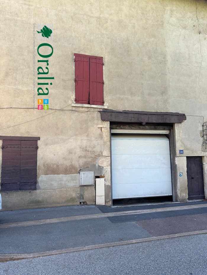 Image 8 sur 9 - Local commercial  ·  Location · Gleize (69400) · 100m²