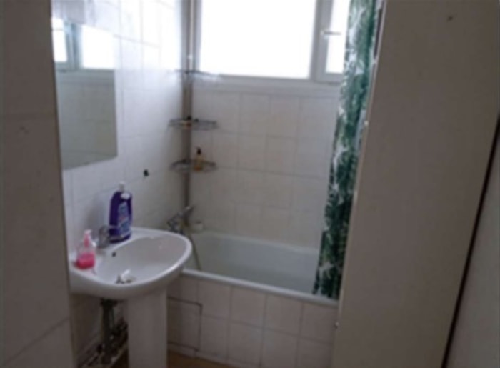 Image 2 sur 7 - Appartement  ·  Location · Bron (69500) · 3 pièces · 64m²