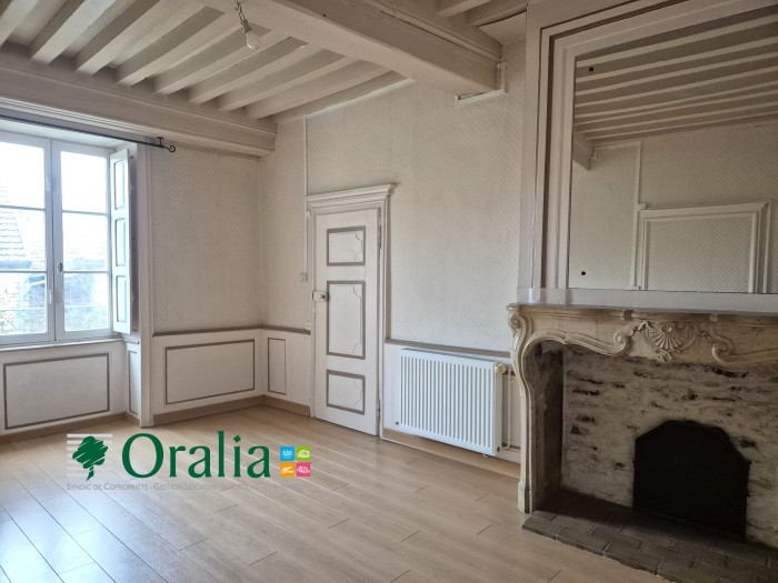 Image 10 sur 17 - Maison  ·  Location · Gemeaux (21120) · 4 pièces · 103m²