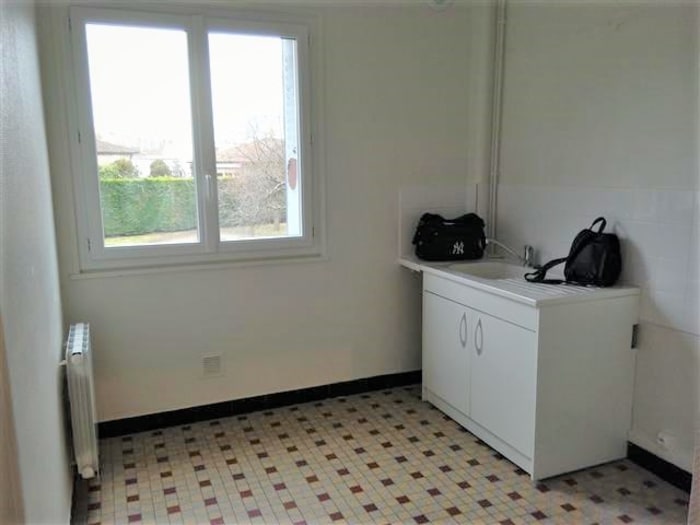 Image 3 sur 7 - Appartement  ·  Location · Villefranche Sur Saone (69400) · 3 pièces · 54m²
