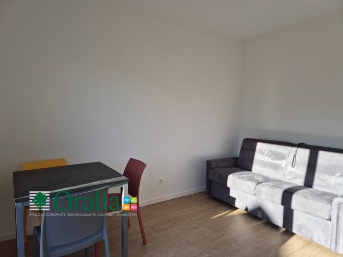 Image 3 sur 13 - Appartement  ·  Location · Dijon (21000) · 1 pièce · 24m²