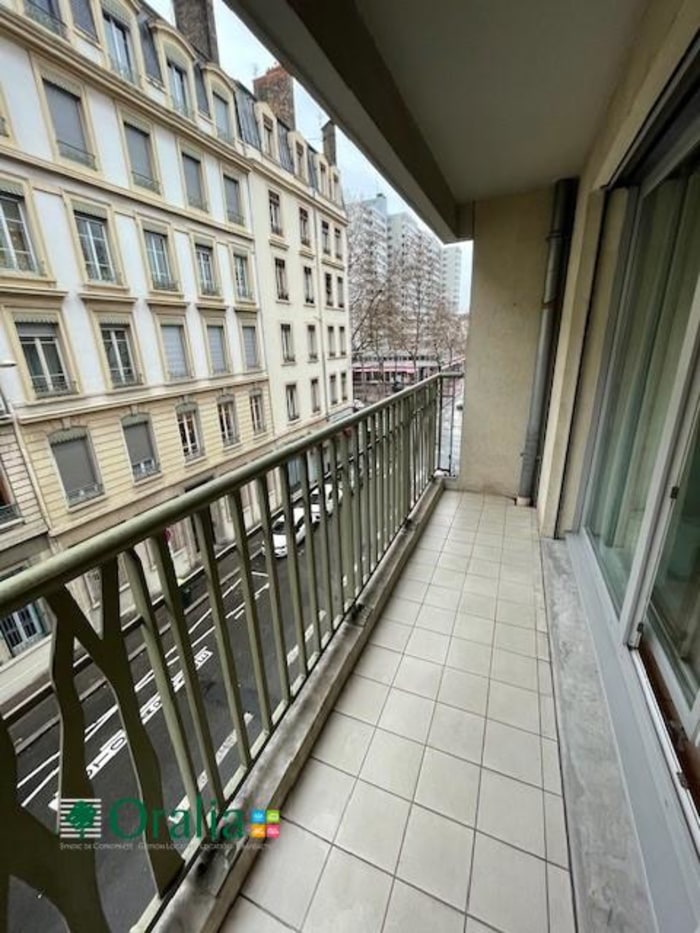 Image 6 sur 14 - Appartement  ·  Location · Lyon (69003) · 3 pièces · 74m²