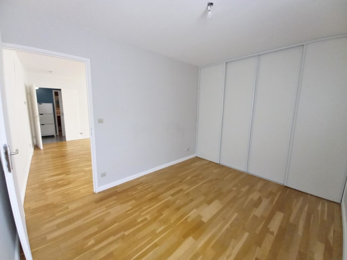 Image 6 sur 10 - Appartement  ·  Location · Villeurbanne (69100) · 2 pièces · 47m²