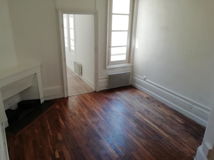 Image 2 sur 11 - Appartement  ·  Location · Lyon (69001) · 2 pièces · 58m²