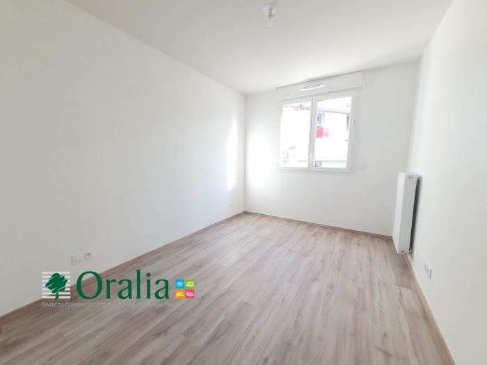 Image 5 sur 9 - Appartement  ·  Location · Grenoble (38100) · 3 pièces · 67m²