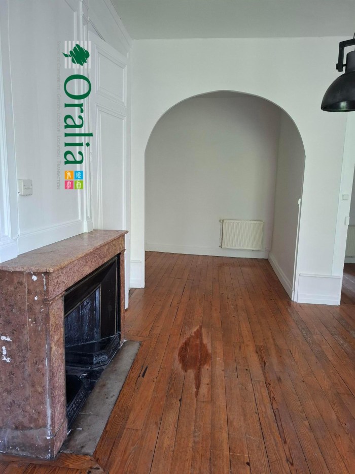 Image 1 sur 8 - Appartement  ·  Location · Lyon (69007) · 2 pièces · 72m²