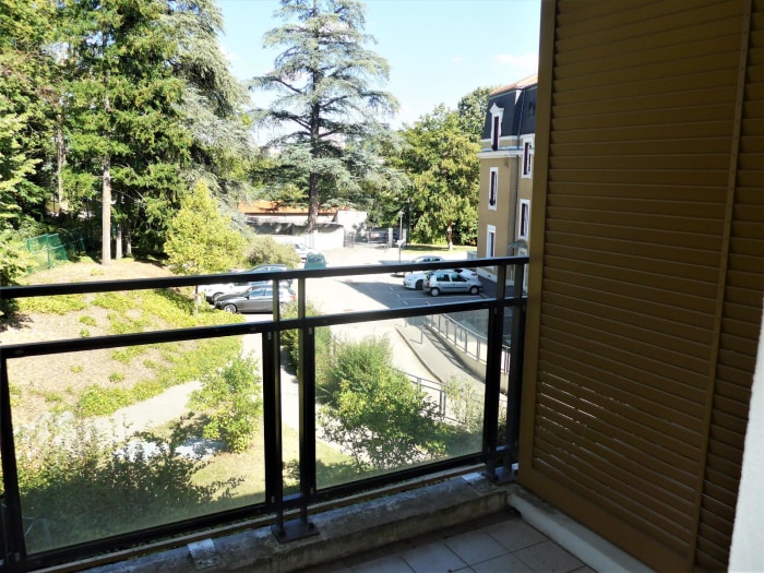 Image 13 sur 14 - Appartement  ·  Location · Francheville (69340) · 3 pièces · 70m²