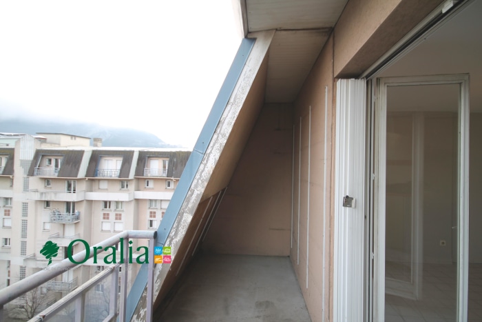 Image 7 sur 12 - Appartement  ·  Location · Grenoble (38000) · 1 pièce · 33m²