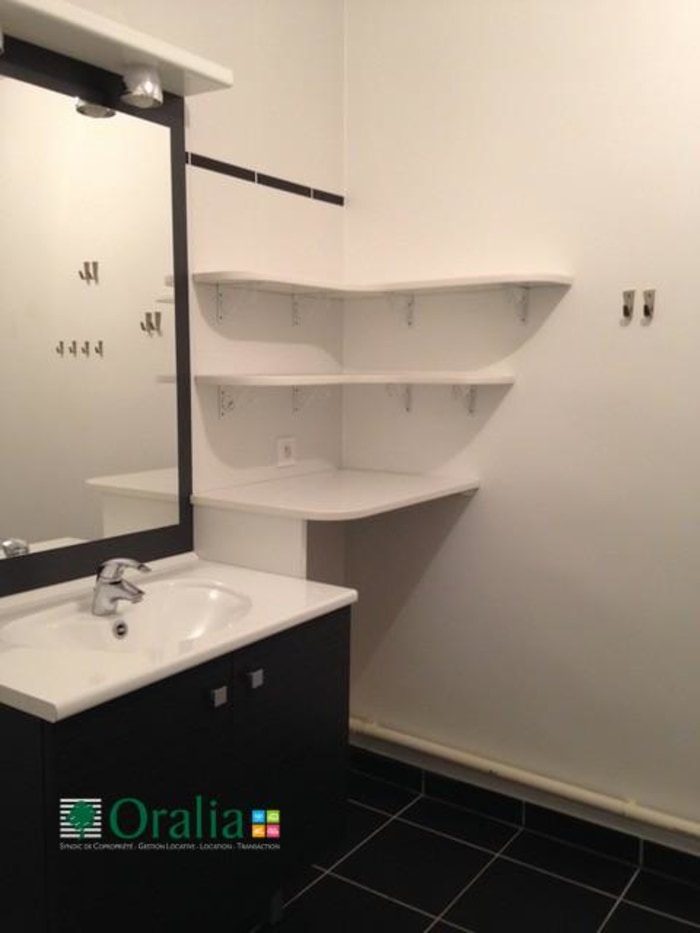 Image 6 sur 10 - Appartement  ·  Location · Claix (38640) · 3 pièces · 64m²
