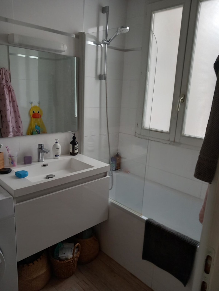 Image 8 sur 9 - Appartement  ·  Location · Paris (75011) · 4 pièces · 68m²