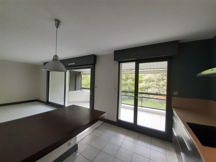 Image 4 sur 15 - Appartement  ·  Location · Meylan (38240) · 5 pièces · 118m²