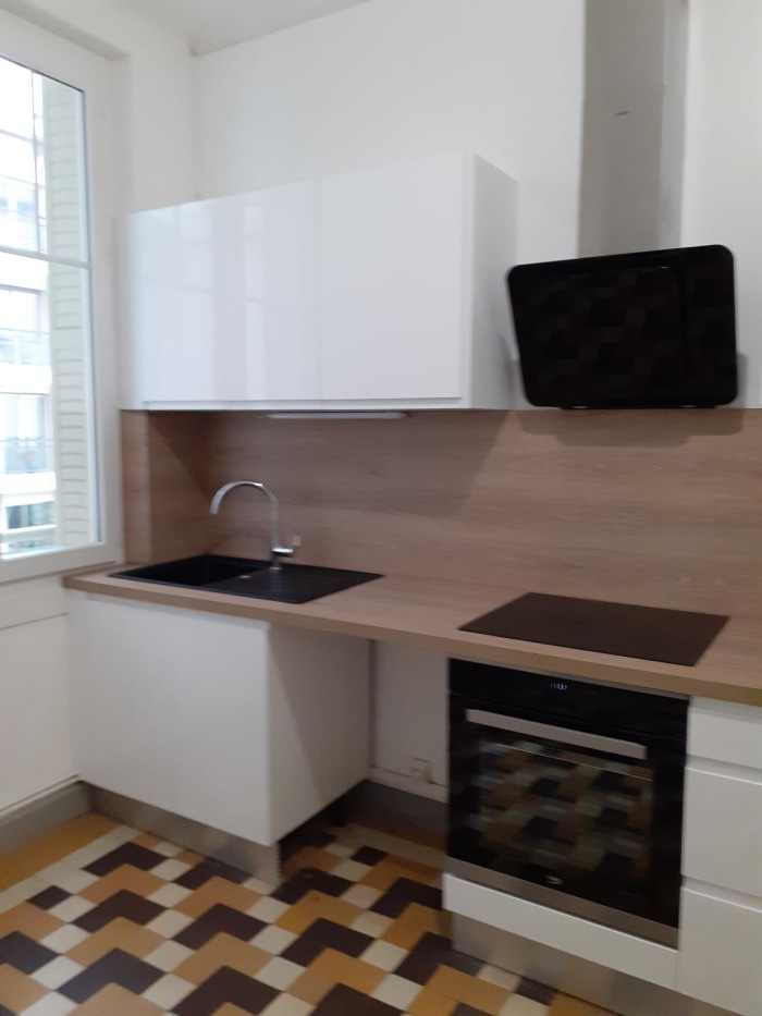 Image 2 sur 16 - Appartement  ·  Location · Lyon (69006) · 2 pièces · 68m²