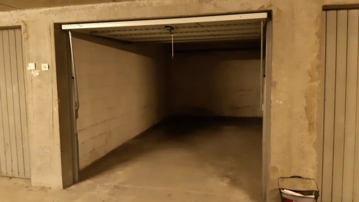 Image 2 sur 6 - Parking  ·  Location · Grenoble (38000)