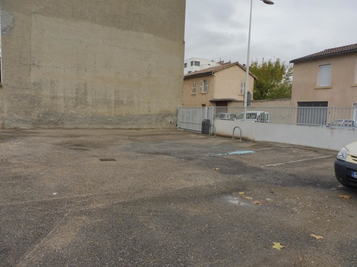 Image 2 sur 3 - Parking  ·  Location · Lyon (69003)