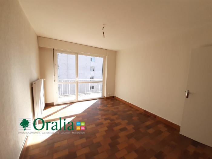 Image 3 sur 7 - Appartement  ·  Location · Grenoble (38000) · 2 pièces · 33m²