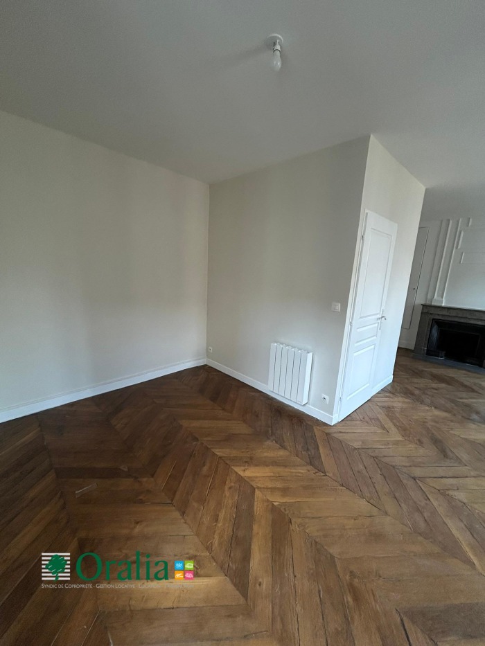 Image 2 sur 13 - Appartement  ·  Location · Lyon (69002) · 1 pièce · 44m²