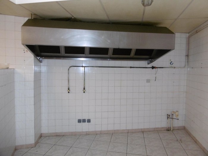 Image 7 sur 9 - Local commercial  ·  Location · Tarare (69170) · 55m²