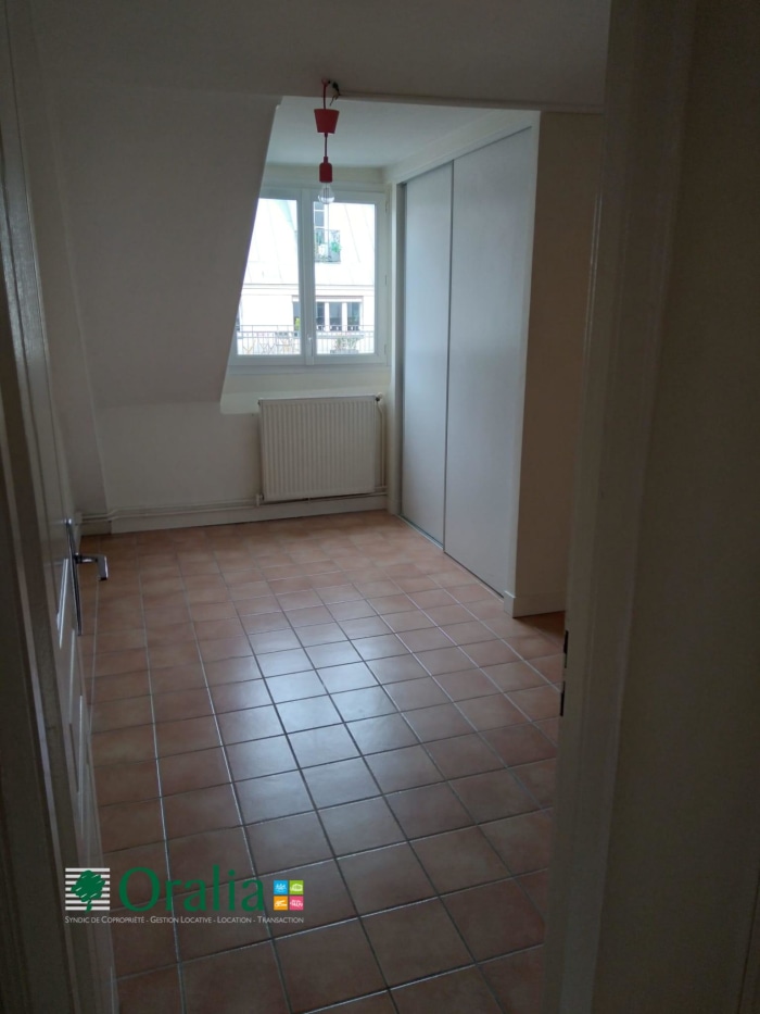 Image 8 sur 13 - Appartement  ·  Location · Paris (75009) · 3 pièces · 62m²
