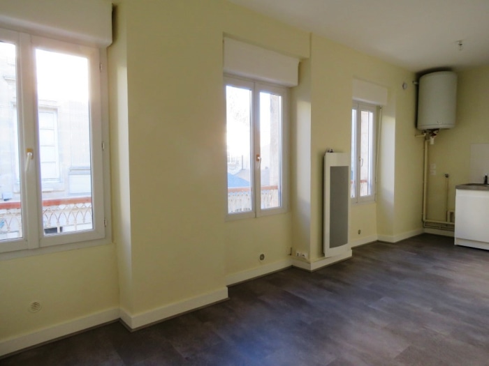 Image 1 sur 1 - Appartement  ·  Location · Bordeaux (33000) · 1 pièce · 21m²