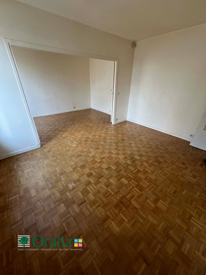 Image 3 sur 13 - Appartement  ·  Location · Paris (75004) · 2 pièces · 45m²