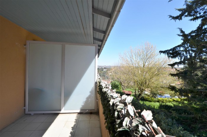 Image 3 sur 18 - Appartement  ·  Location · Curis Au Mont D Or (69250) · 3 pièces · 63m²