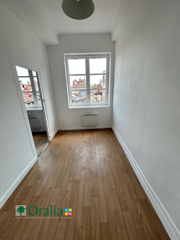 Image 7 sur 9 - Appartement  ·  Location · Lyon (69005) · 2 pièces · 47m²